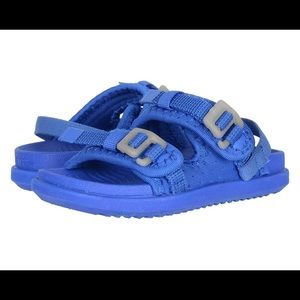 Native Davis sandal toddler 8 (nib)